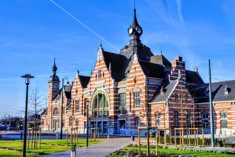 Schaarbeek Station