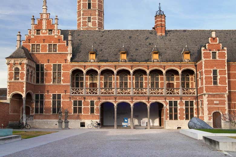 Explore the historic centre of Mechelen