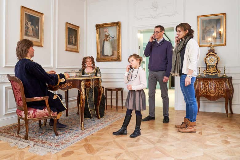 Listen to the audioguide as you explore the museum